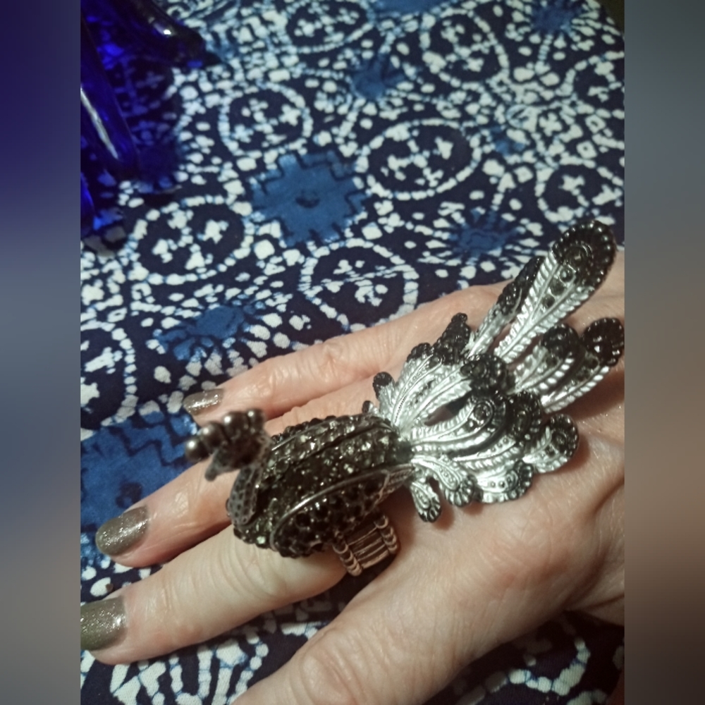 Peacock ring O/S